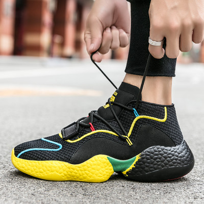 Σύγχρονα αθλητικά παπούτσια με επίπεδη σόλα για άνδρες και γυναίκες