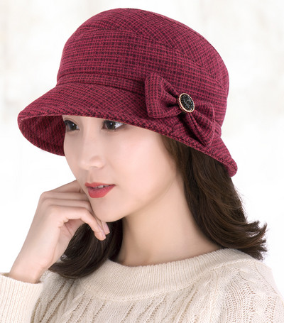 Γυναικείο καπέλο  με κορδέλα και μεταλλικό στοιχείο