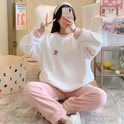 Дамска пижама от две части-различни модели