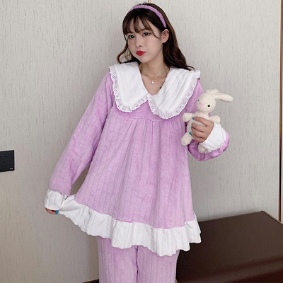 Стилна дамска пижама с бродерия от две части