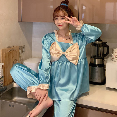 Ženska pidžama iz dva dijela sa trakom