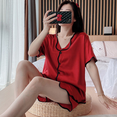 Дамска нощница с къс панталон - няколко модела