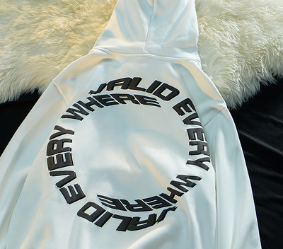 Hanorac casual pentru bărbați cu inscripție și glugă