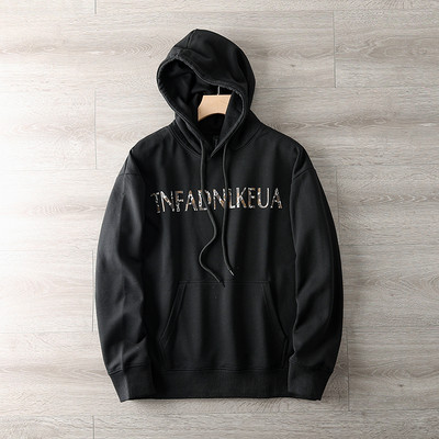 Hanorac pentru bărbați cu glugă și inscripția model nou