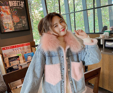 Jachetă de damă din denim cu puf ecologic și închidere cu nasturi