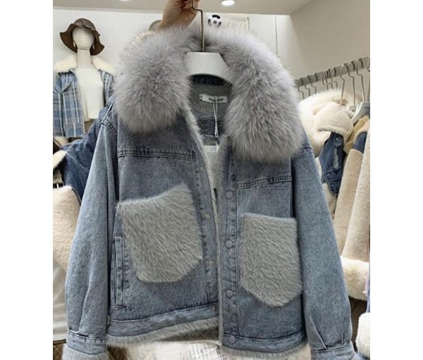 Modern női farmerdzseki, pehely béléssel