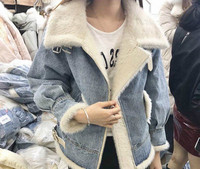 Jachetă de denim de damă cu căptușeală groasă de catifea și cataramă metalică