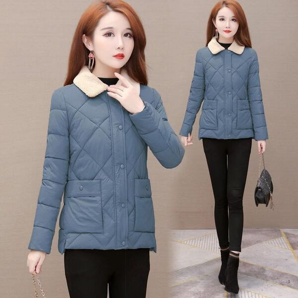 Női kabát klasszikus gallérral és gombos rögzítéssel