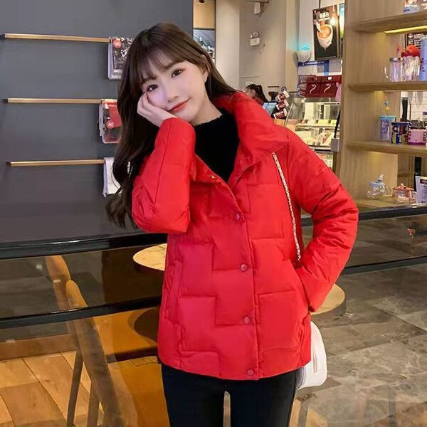 Jachetă scurtă pentru femei, cu guler înalt și nasturi