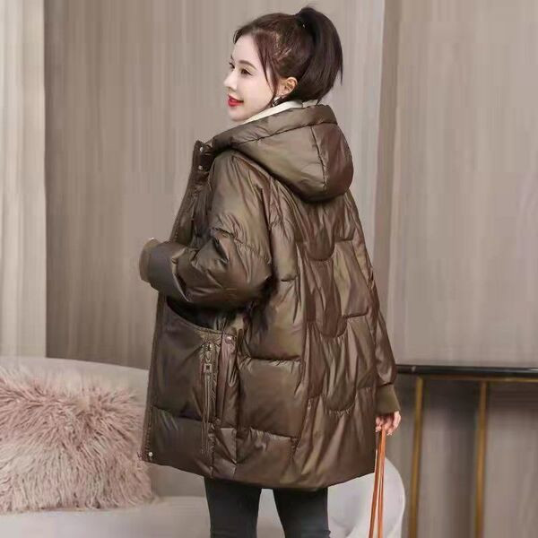 Geaca de dama model gratuit cu gluga si nasturi