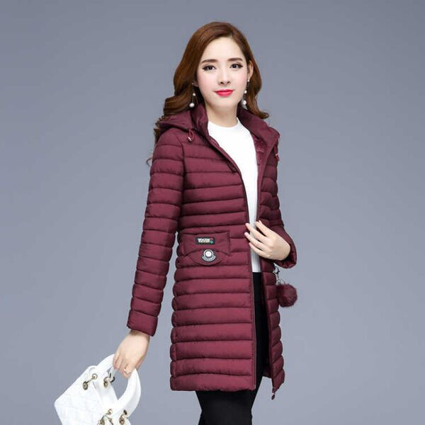 Női alkalmi kabát kapucnival és pehellyel