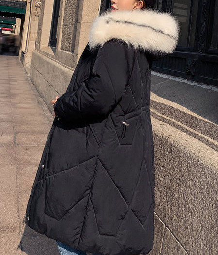 Hosszú meleg kabát derekán megkötővel