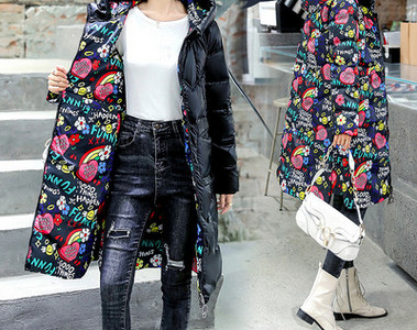 Kétsoros női kabát zsebekkel és cipzárral