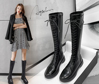 Висока дамски ботуши от изкуствена кожа с връзки