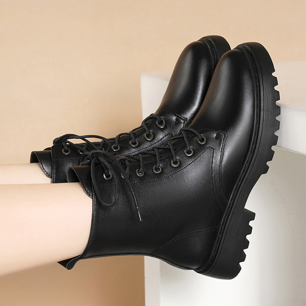 Модерни дамски боти от еко кожа в два модела с връзки