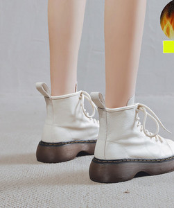 дамски боти тип кубинки с масивна подметка