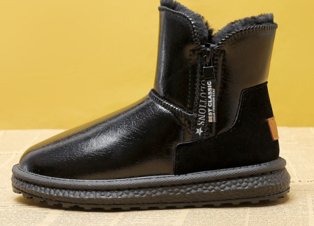 Ежедневни боти с равна подметка