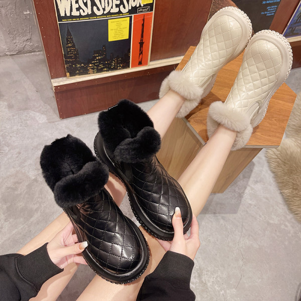 Модерни дамски боти от еко кожа с мека подплата заоблен модел