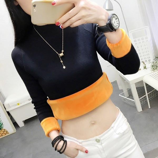 Дамски зимен пуловер с кадифена подплата и висока яка 