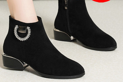 Modern csizma eco bőrből vagy öko velúrból