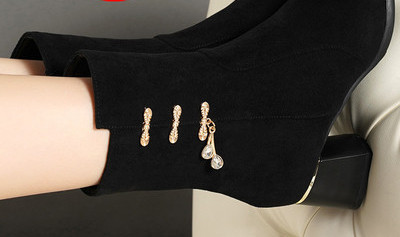 Női lekerekített velúr csizma vastag, négyzet alakú sarokkal