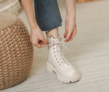 Új modell ökobőr csizma cipzárral és fűzővel