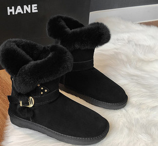 Alkalmi női csizma meleg béléssel