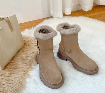 Alkalmi női csizma meleg béléssel