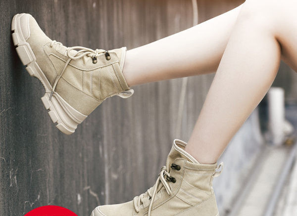 Női tavaszi-őszi csizma fűzővel, fém rögzítéssel