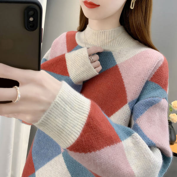 Πολύχρωμο γυναικείο πουλόβερ με χαμηλό γιακά