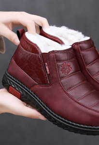 Lameda talla ja paksu voodriga naiste saapad