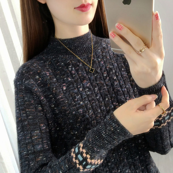 Kootud naiste kampsun madala polo kraega