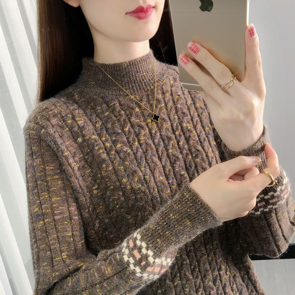 Kootud naiste kampsun madala polo kraega