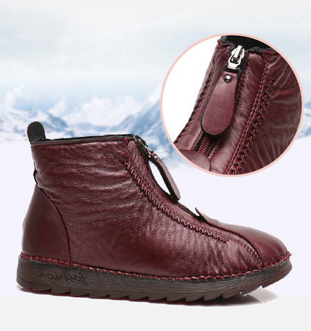 Alkalmi női bőrcsizma lekerekített modell cipzárral