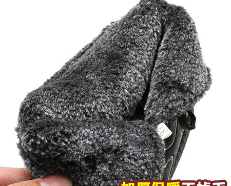 Moodsad tikandiga nahast saapad