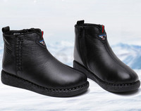 Naiste vabaaja nahast saapad luku ja lameda tallaga