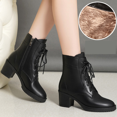 Naiste ökonahast paelte ja voodriga saapad