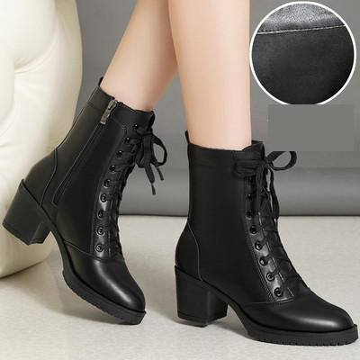 Naiste ökonahast paelte ja voodriga saapad