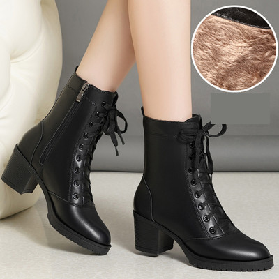 Naiste ökonahast paelte ja voodriga saapad