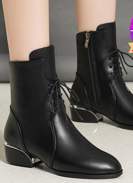 Naiste ökonahast saapad luku ja paeltega - retro stiilis