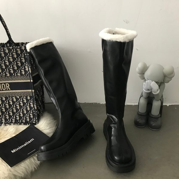 Uus mudel sooja voodriga naiste talvesaapad