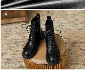 Új modell női csizma eco bőrrel, fűzővel