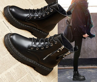 Tõmblukuga naiste talvesaapad - musta värvi