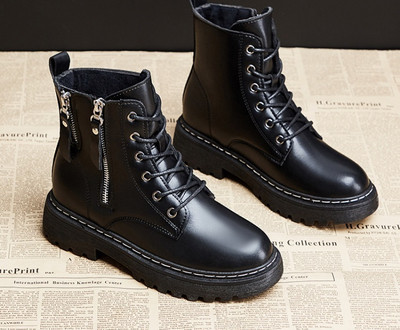 Tõmblukuga naiste talvesaapad - musta värvi