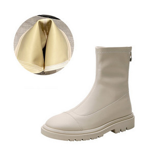 Naiste ümarate kunstnahast saapade uus mudel