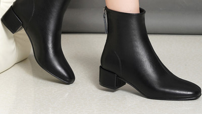 Naiste vabaaja saapad 4 cm kontsa ja lukuga