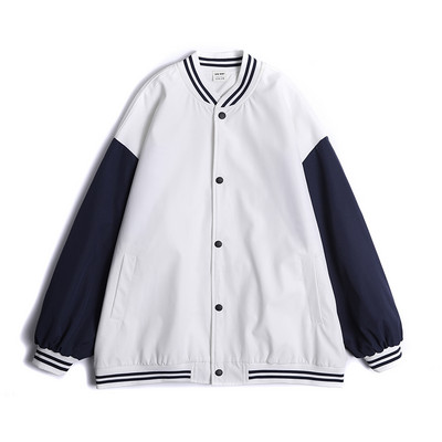 Φαρδύ μοντέλο ελατηριωτό μπουφάν και κούμπωμα με κουμπί