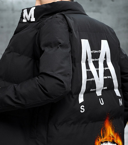 Uut mudelit meeste talvejope seljal trükiga