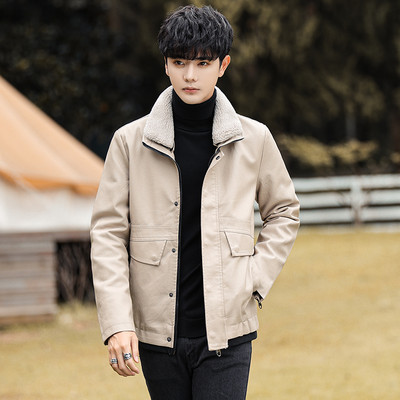 Moodne lukuga meeste nahktagi