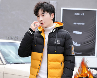 Kolmes värvitoonis lipsude ja kapuutsiga talvejope